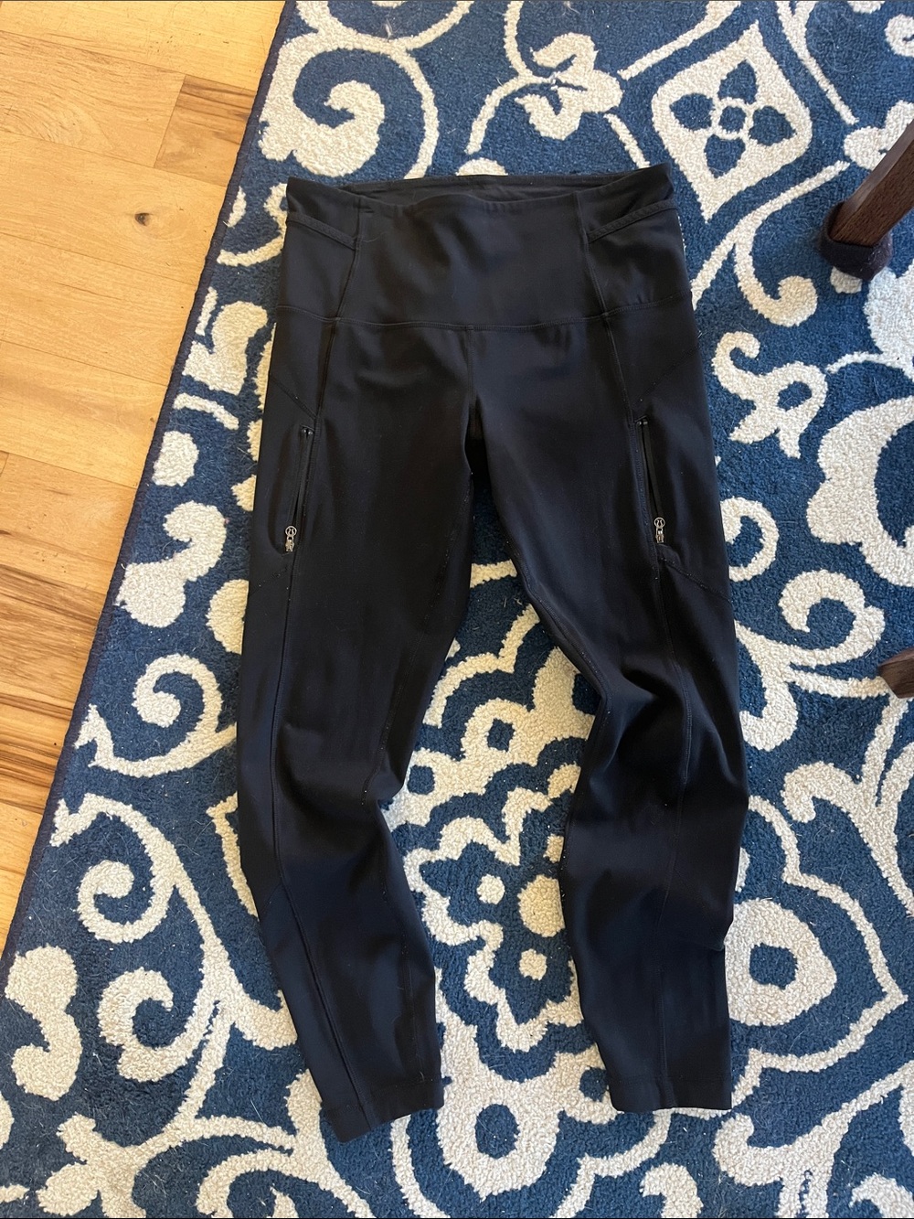 Lululemon Black Multi Pocket Athletic Leggings